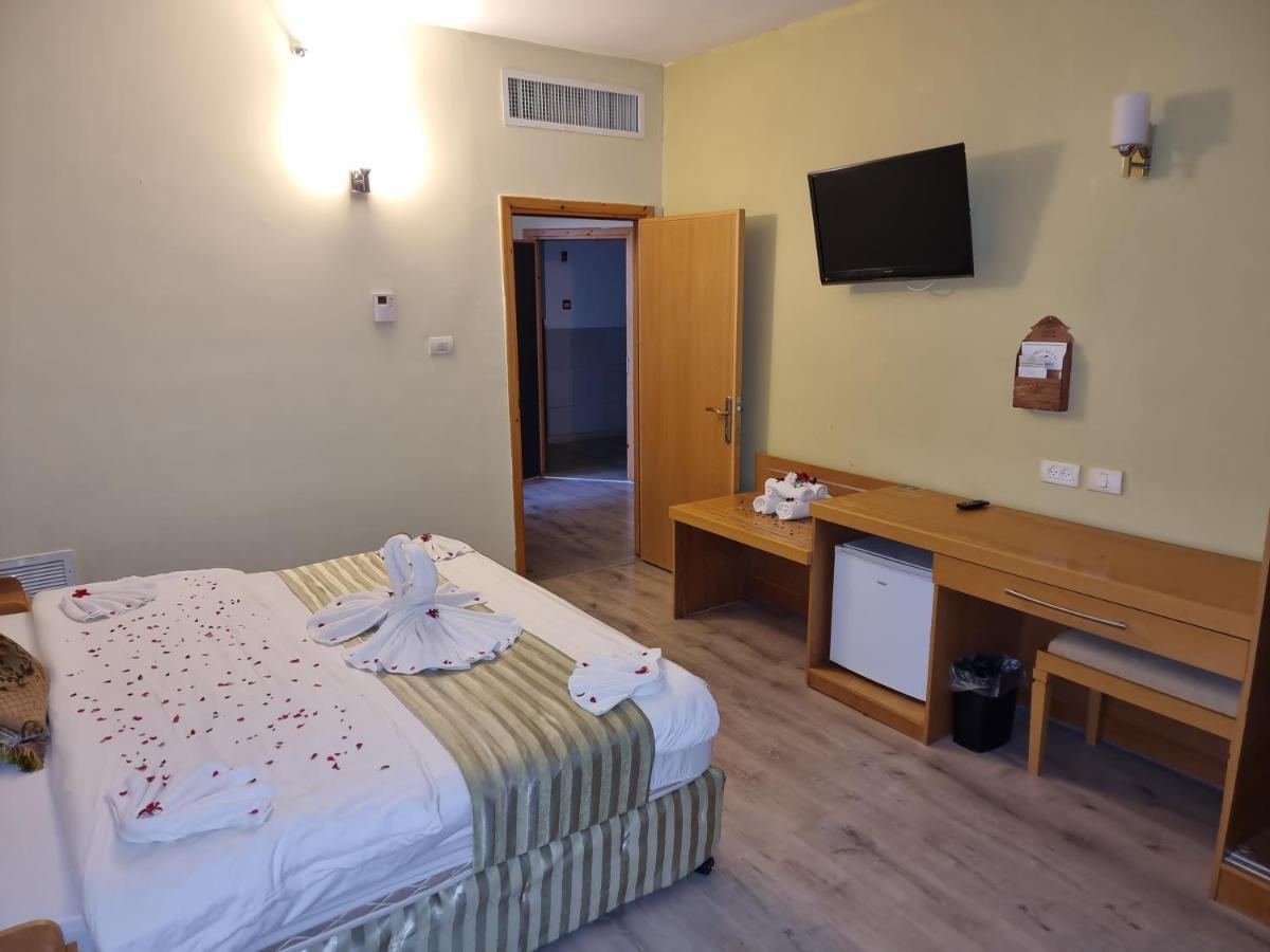 Ararat Hotel Витлеем Екстериор снимка